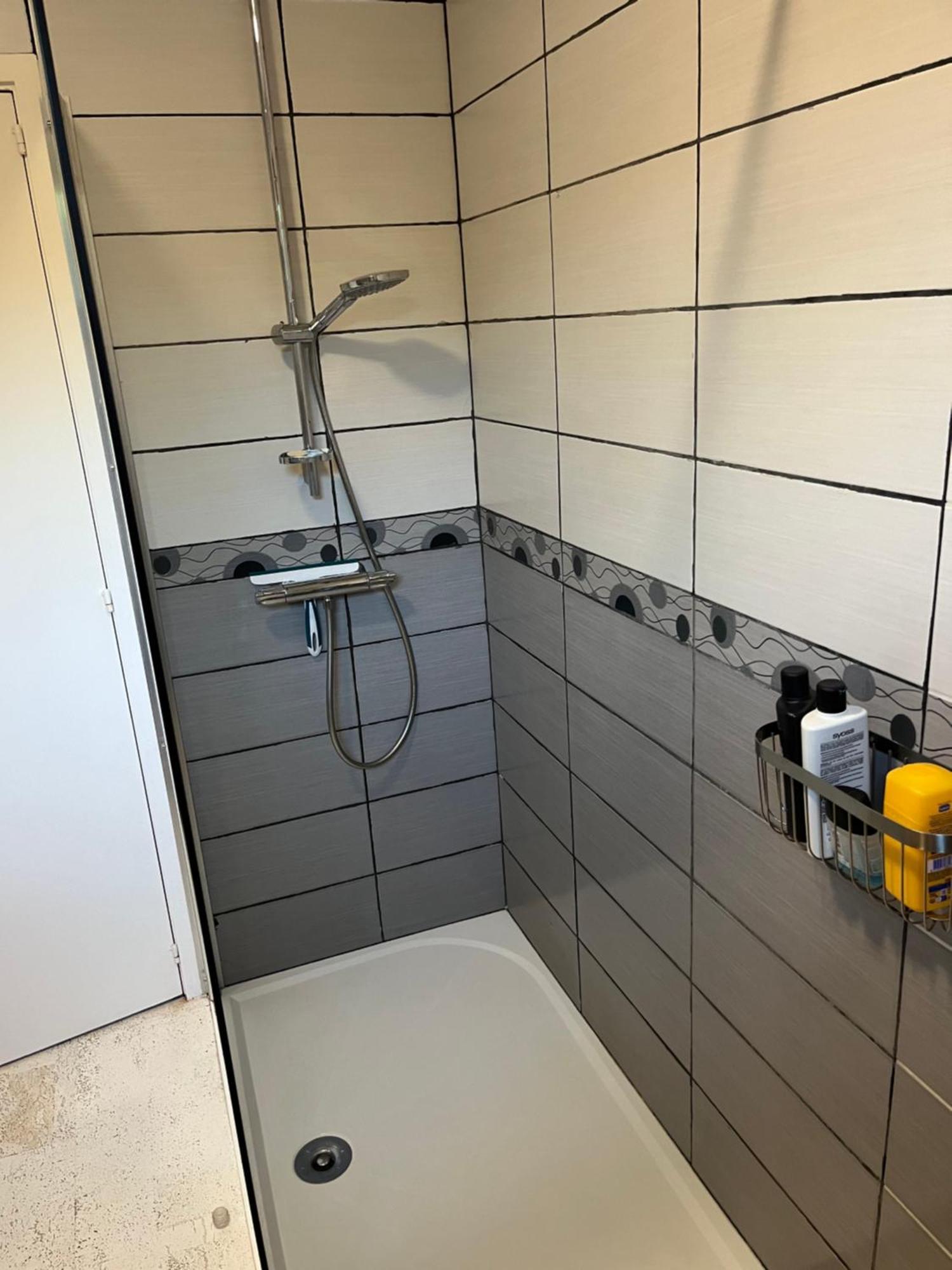 Chambres Chez L'Habitant Couvin Eksteriør billede